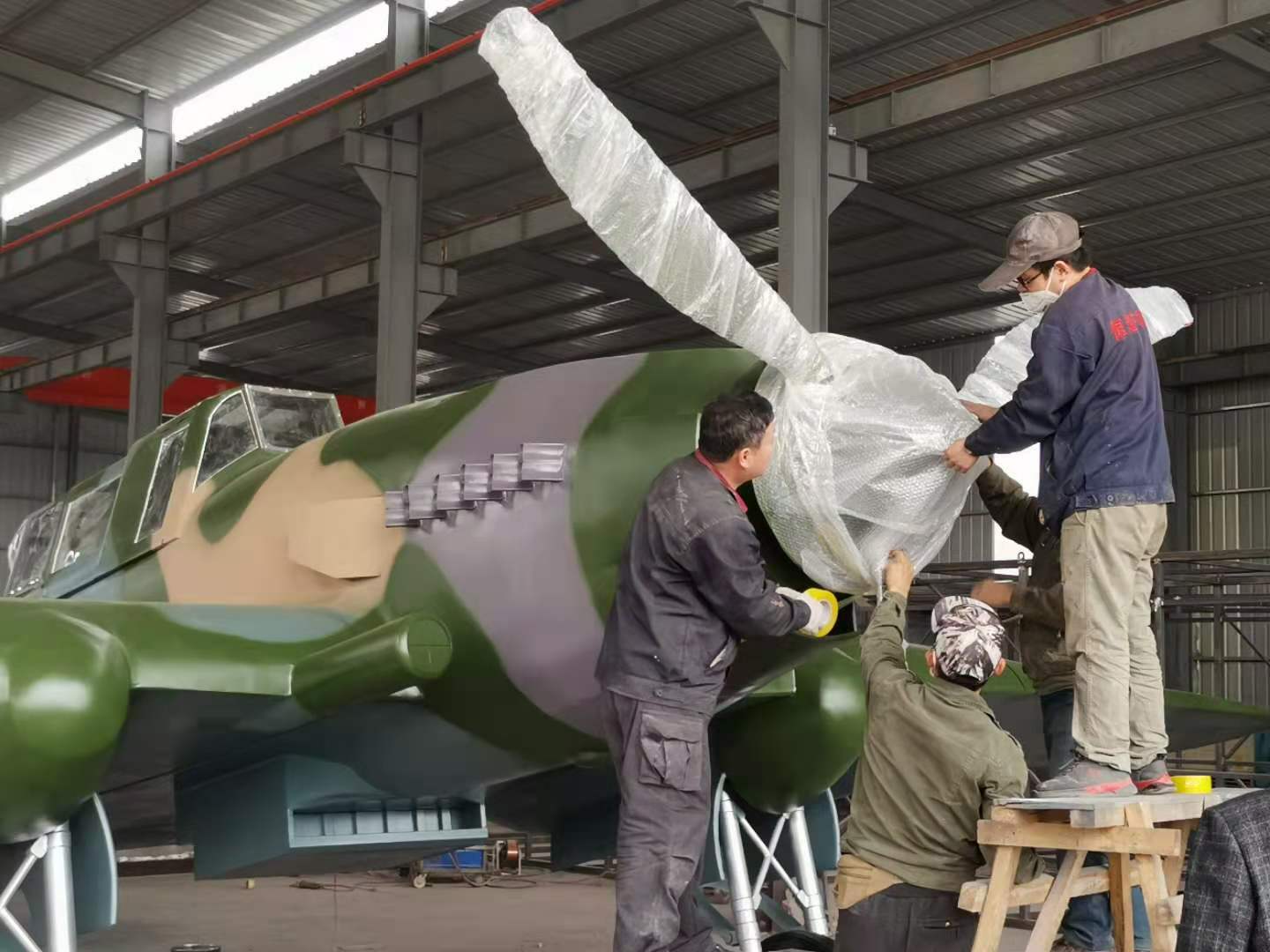 大型航空模型制作：從圖紙到藍(lán)天的 “飛行通關(guān)秘籍”